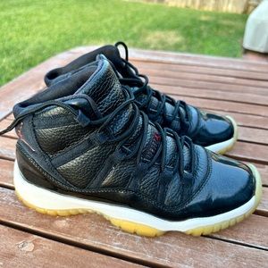 Nike Air Jordan 11 Retro GS “72-10” Size 5Y Black Red 2015